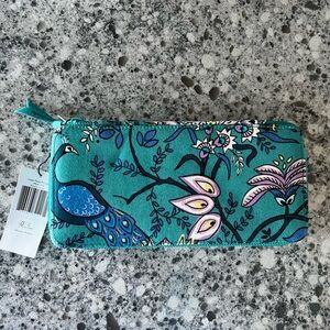 Vera Bradley Large Travel Pill Case Peacock Garden NWT